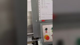 Invólucro de tampa semiautomática na máquina (capa dura)