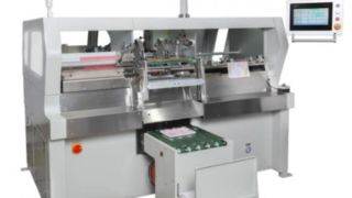 Máquina formadora e encadernadora de bobinas de plástico HXPS420
